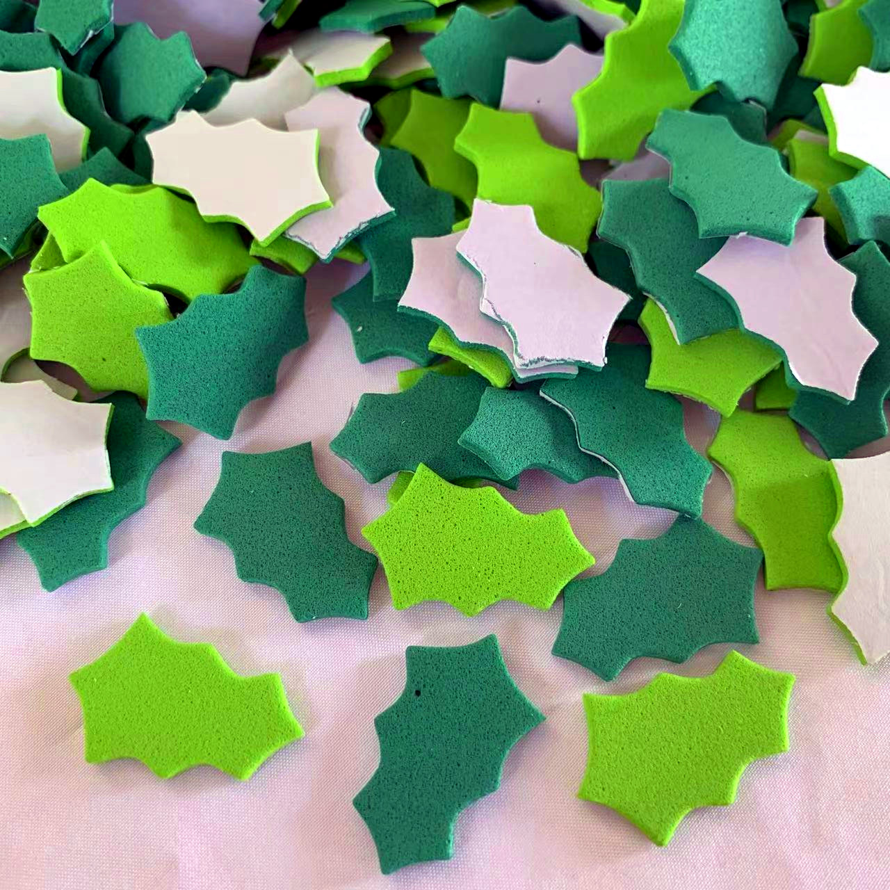 100PCS Christmas wreath leaes  - Art Craft Winter ulasan dan harga